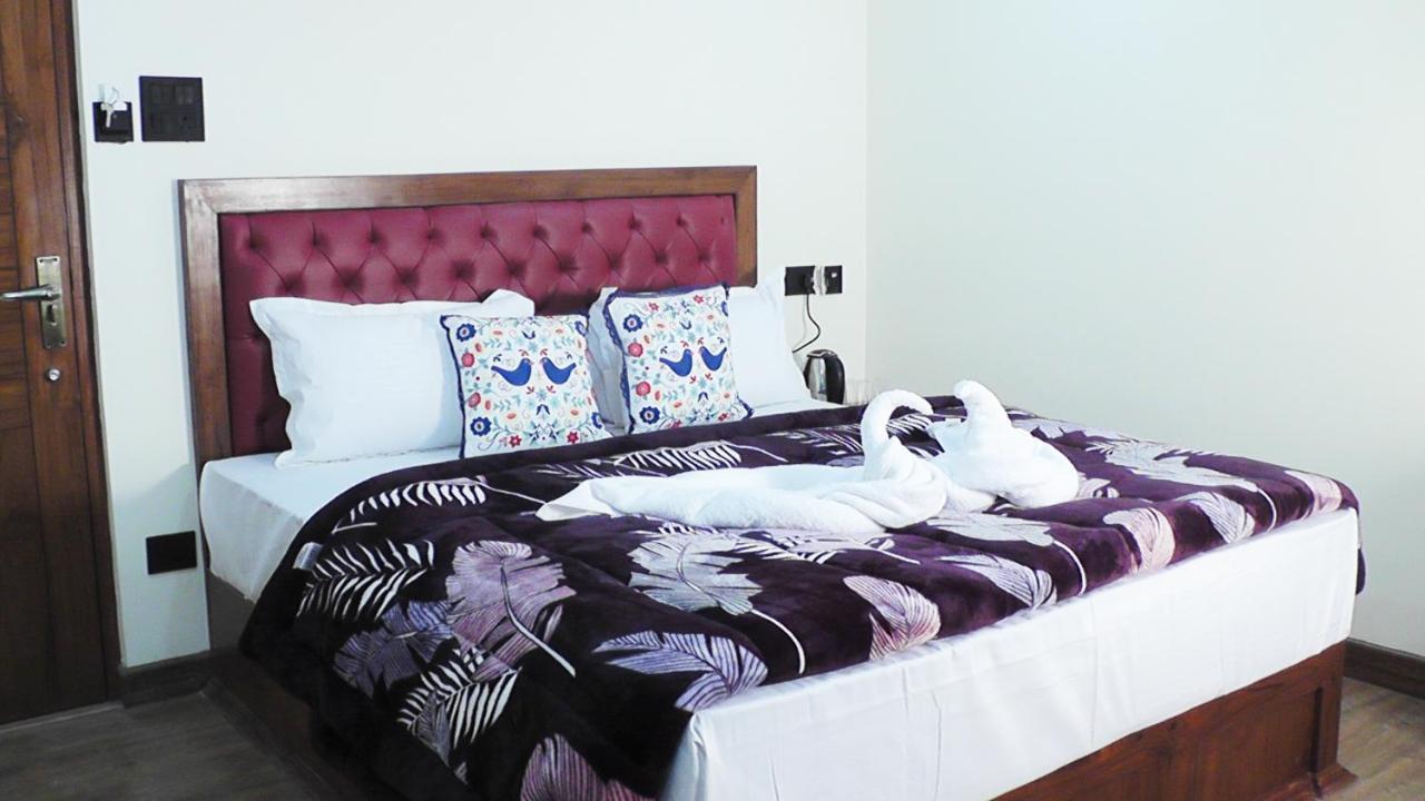 Hotel Jakhu Heights Shimla Extérieur photo