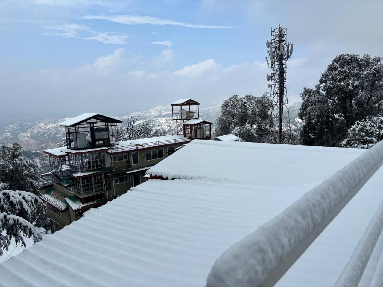 Hotel Jakhu Heights Shimla Extérieur photo